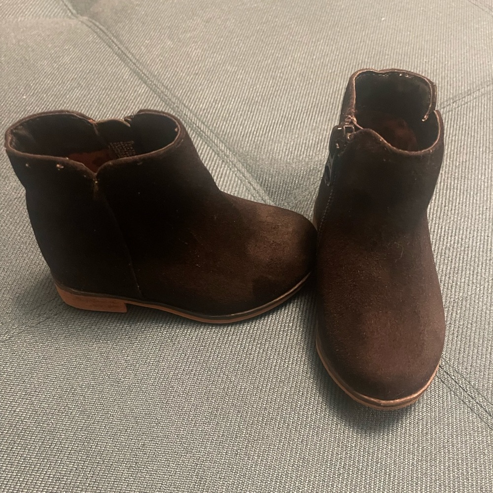 Cat & Jack Booties